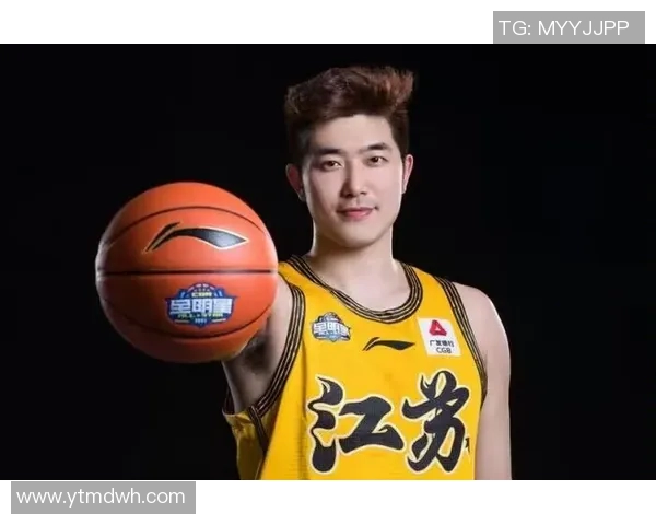 吴冠希：从篮球新星到职业生涯巅峰的奋斗之路与成长故事