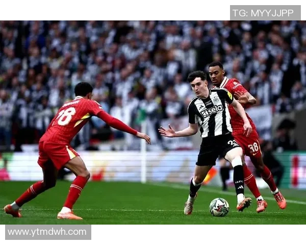 利物浦与巴萨历史交锋回顾及精彩瞬间分析