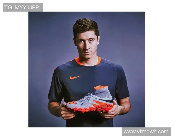 莱万重返老东家破门拜仁球迷怒斥其忘恩负义情感反转 莱万重返老东家破门拜仁球迷怒斥其忘恩负义情感反转