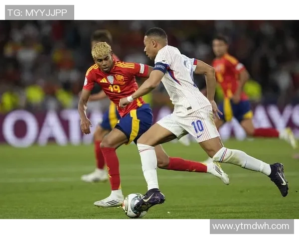 姆巴佩与亚马尔新展开激烈PK对决，谁能笑到最后？